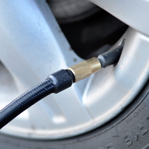 Компрессор автомобильный berkut 40 л/мин