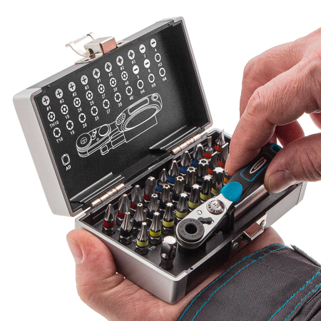 Набор бит, 1/4", магнитный адаптер, сталь s2 пластиковый кейс, 33 предм.  gross